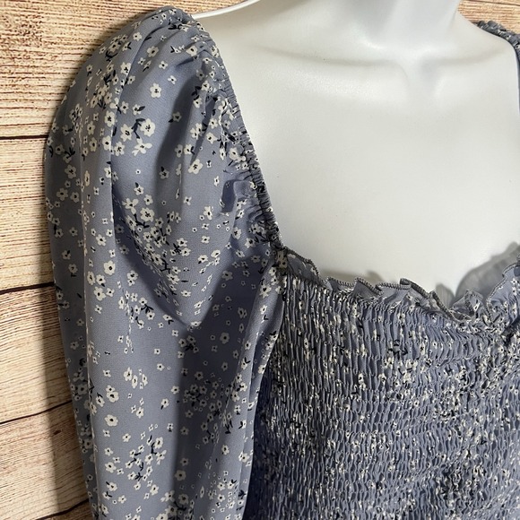 New Blush Bj Plus Size Ash Blue Floral Crop Top Women's Size 2XL - Picture 3 of 11